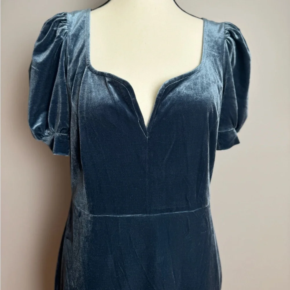 Lulus Victorious Dusty Blue Velvet Puff Sleeve Bodycon Dress size M - Picture 3 of 12